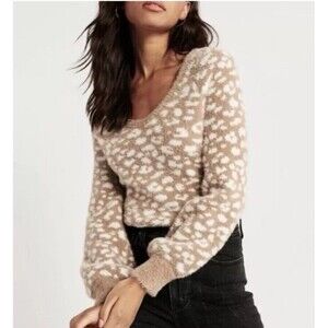 Abercrombie & Fitch Women's Soft A&F Collection Fuzzy Cheetah Sweater Size M